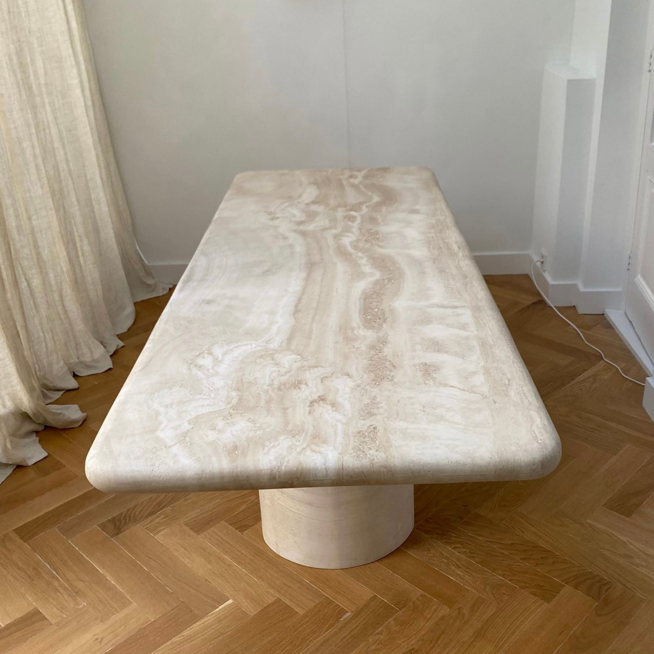 Ruby Dining Table