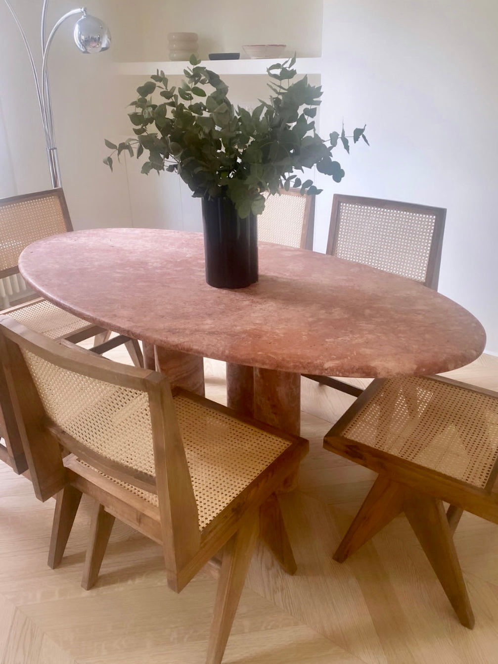 Mario Oval Dining Table