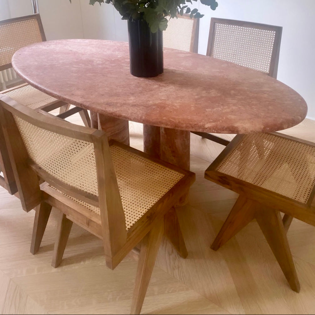 Mario Oval Dining Table
