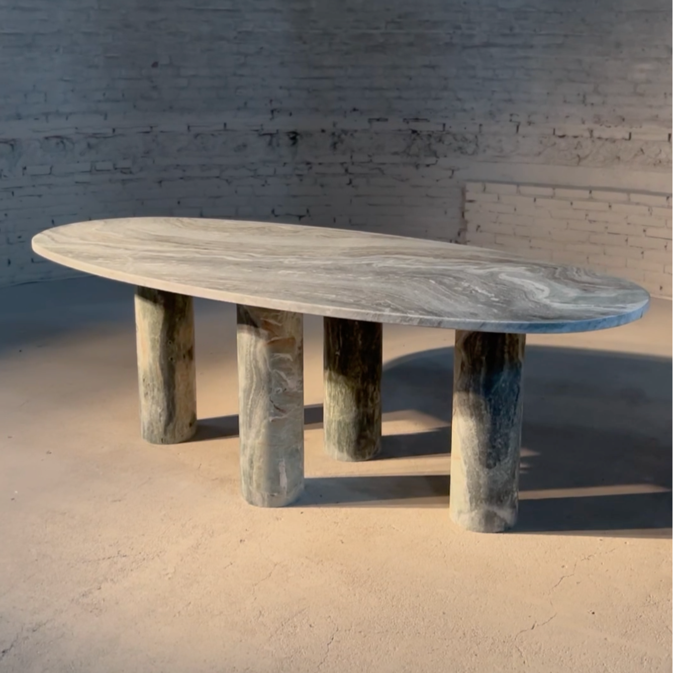 Mario Oval Dining Table X-L